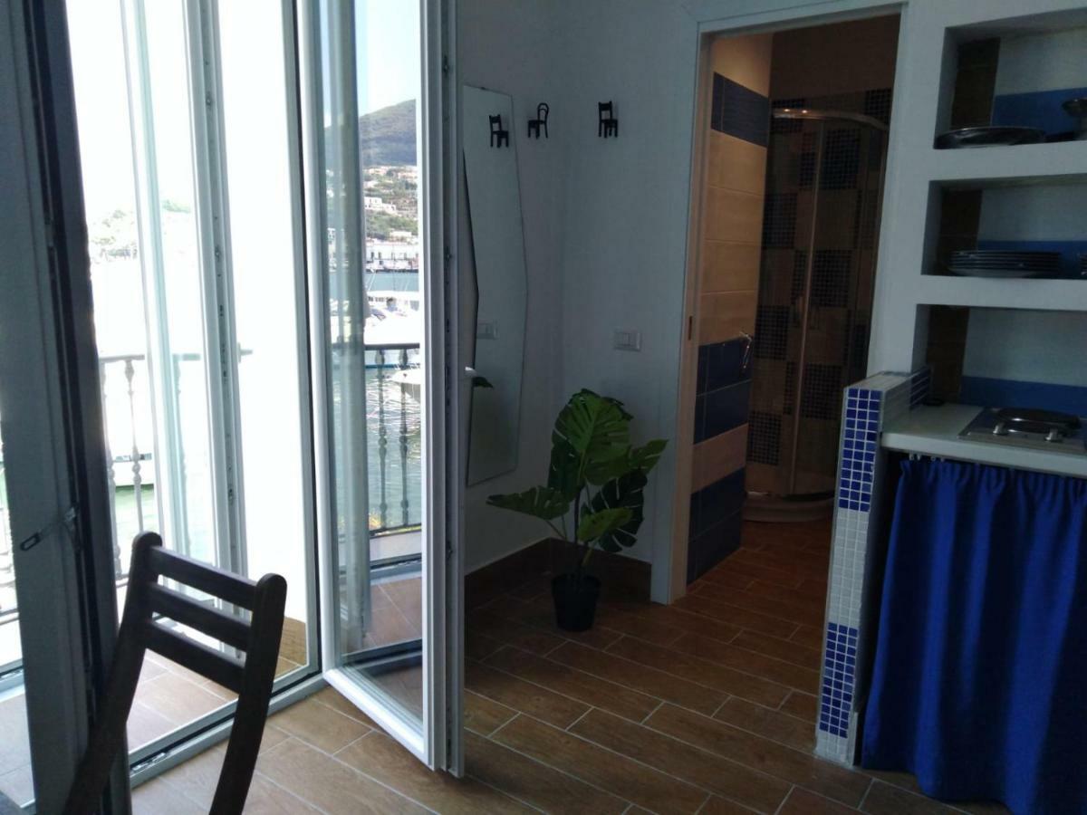 Casa Vacanze Riva Destra Ischia Exterior photo